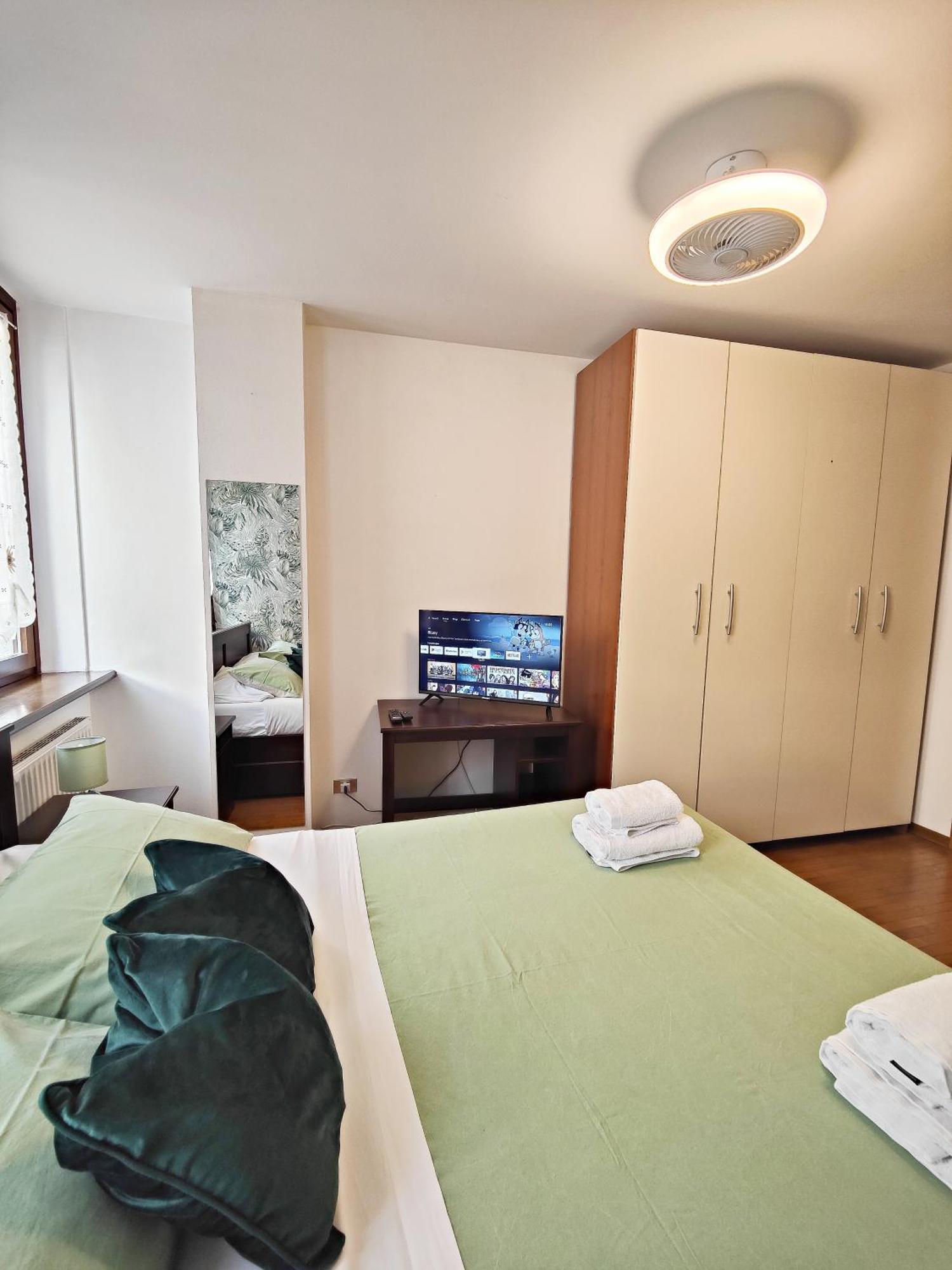 Le Case Di Sara Parking And Two Rooms In The Historic Center Udine Exterior foto